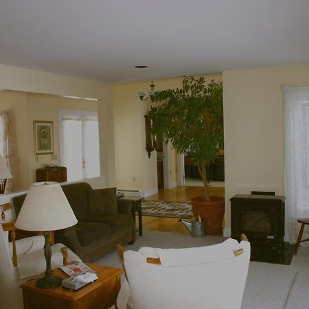 Maple Hill Farm Bed & Breakfast New London Exterior foto